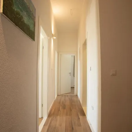 Сasa de vacaciones House Buky